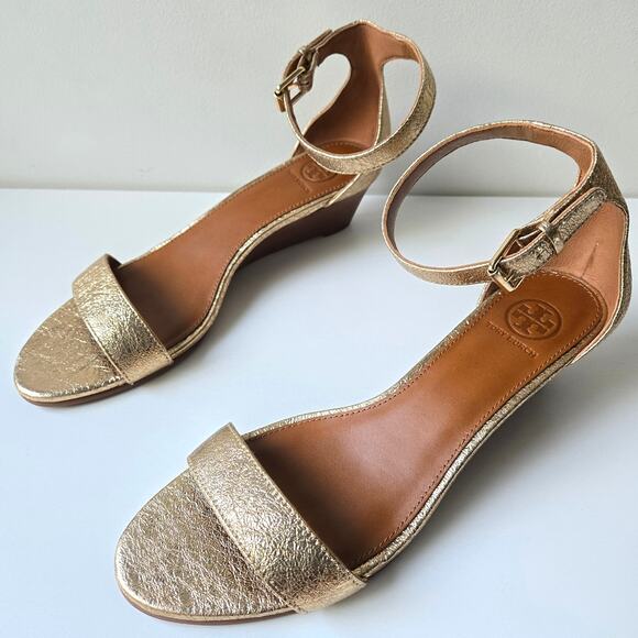 Tory Burch NEW Savannah Wedge Cracked Gold Leather Sandal Womens Size 9.5 NWOT - Picture 6 of 15